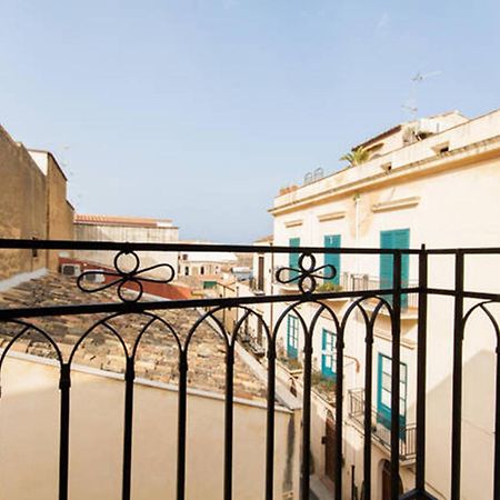 Emporium Bed & Breakfast Castellammare del Golfo Exterior photo
